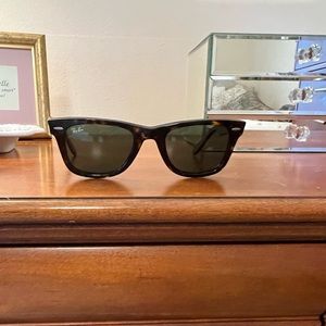 Rayban Tortoise Shell Rayfarer